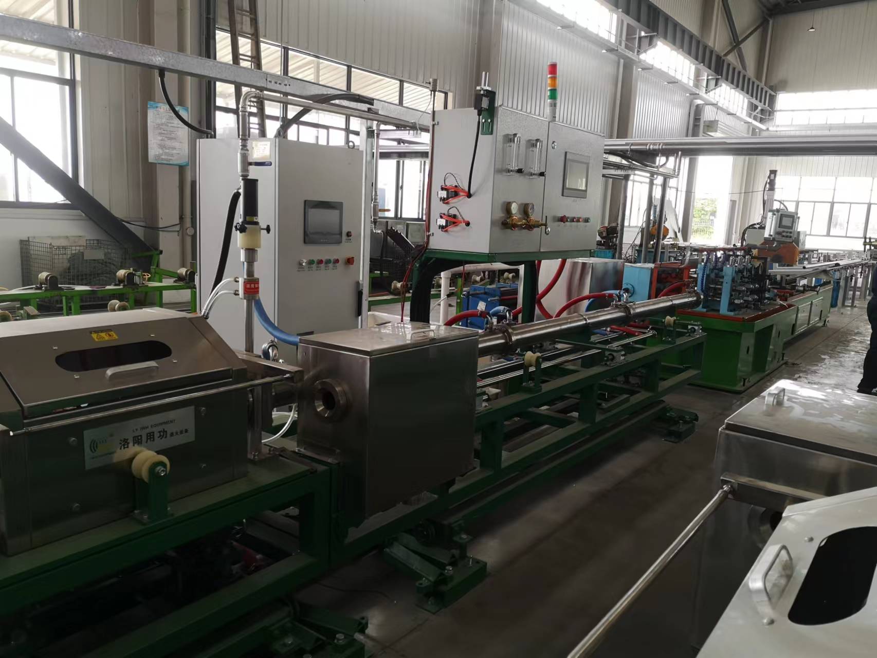 1661309644859891.jpg 813352bad734f3a581e76b63bca182e.jpg